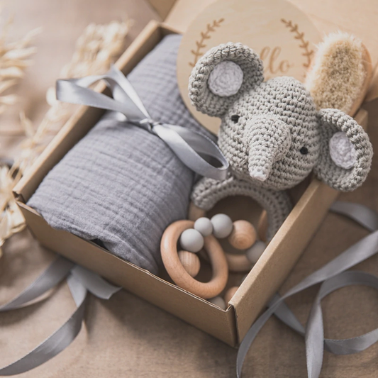 Luxe Baby Geschenkbox – Warme Willkommensset für Neugeborene