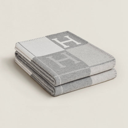 Luxe Woll-Kaschmir Decken – Elegante Wärme und Komfort
