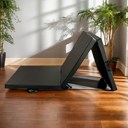 Tragbare Dreifach-Yogamatte mit dicker Polsterung, rutschfester PU-Oberfläche und Griff