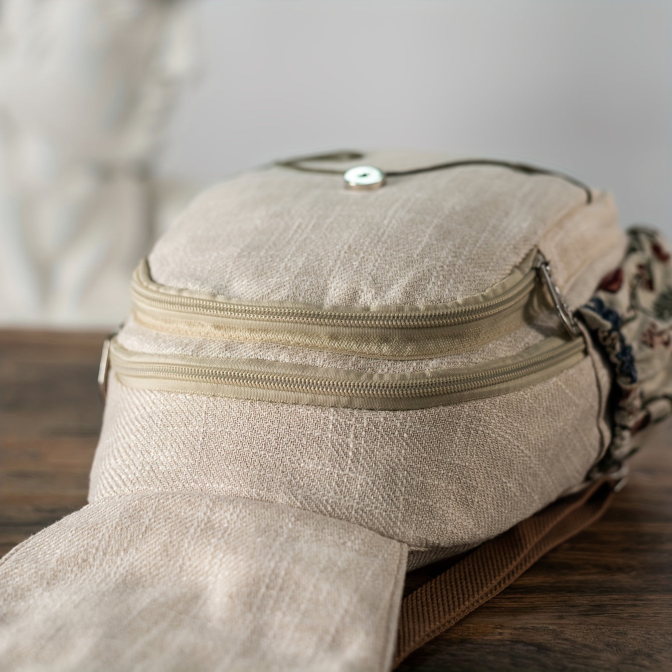 EthnoCharm Stickerei Rucksack – Künstlerisch und Praktisch