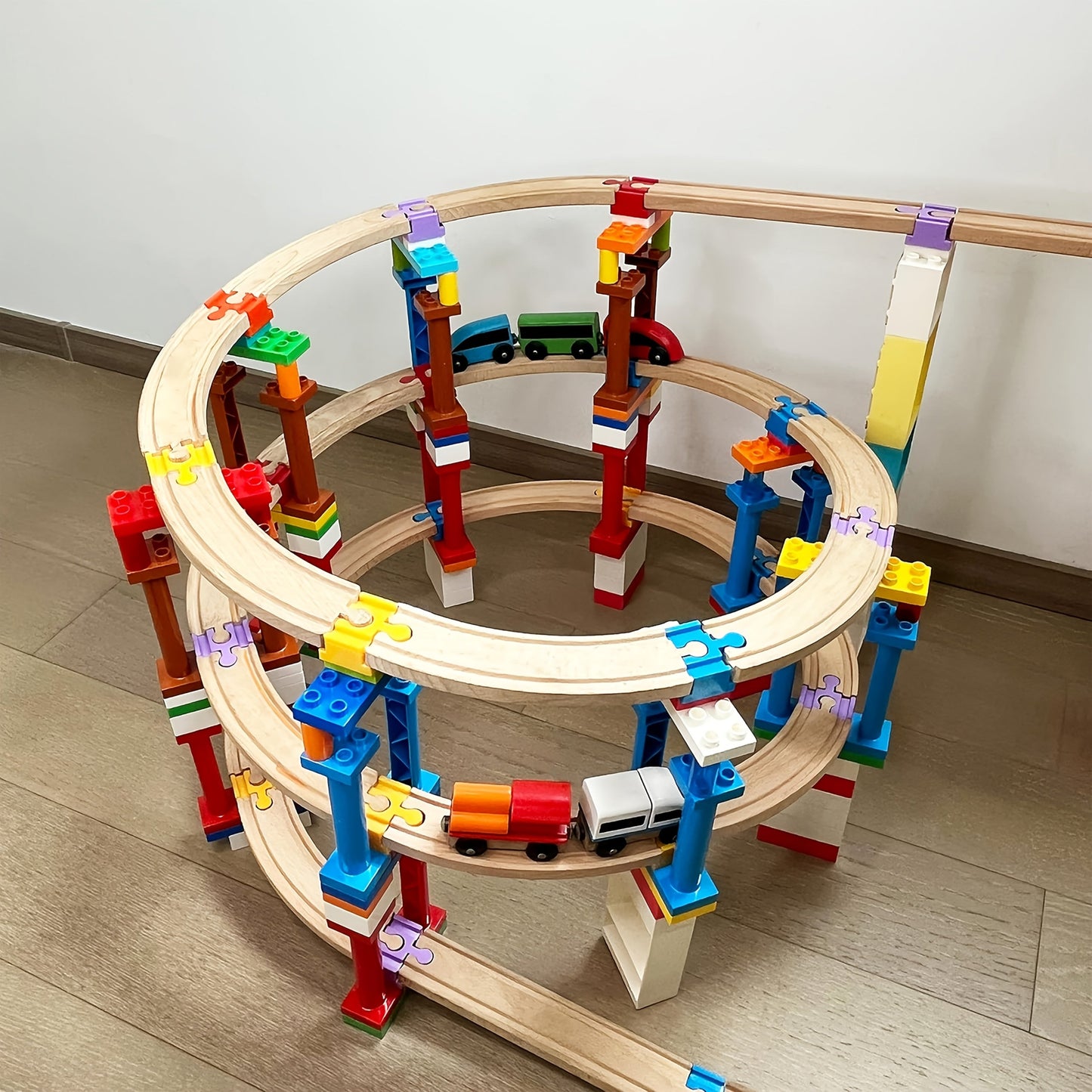 Set von 7-14 Bunt Holzgleisadaptern – Verstellbare Verbinder für den Modellbau