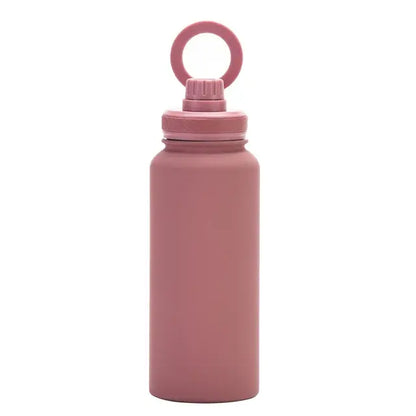 Universelle Wasserflasche mit Magnetbefestigung