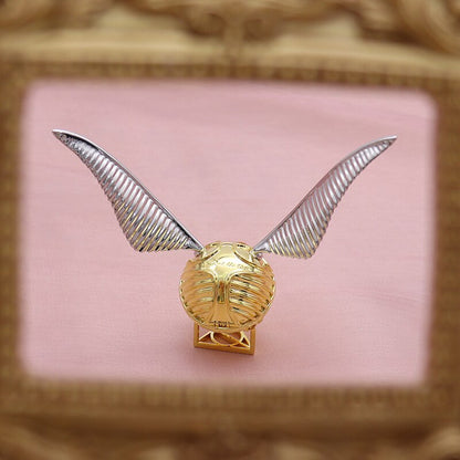 Goldene Flügel-Orb-Ringbox – Luxuriöse bewegliche Schmuckschatulle