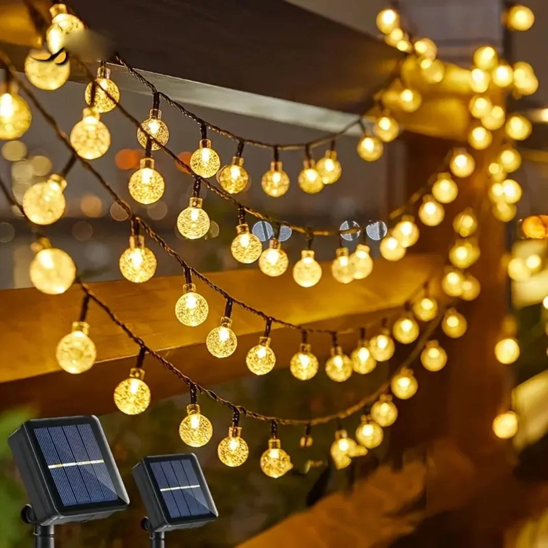 Solar LED Lichterkette mit Kugeln – Warm und Gemütlich