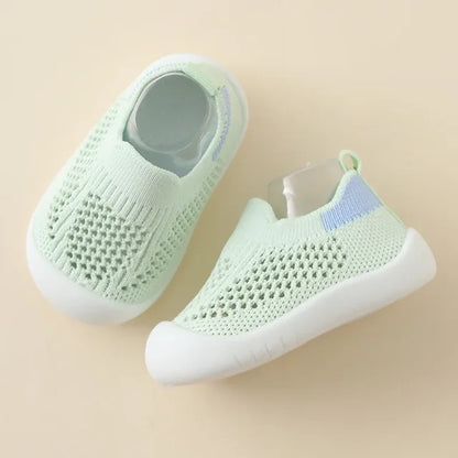 Atmungsaktive Babyschuhe mit flexibler Sohle