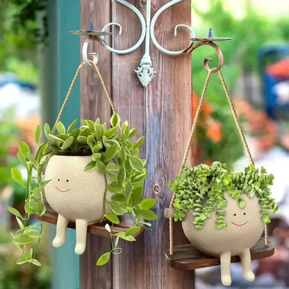SwingPot – Hängender Blumentopf auf Schaukelsitz