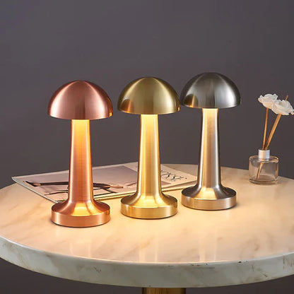 LuxGlow Tischlampe – Eleganz und Funktionalität für Ihre Räume