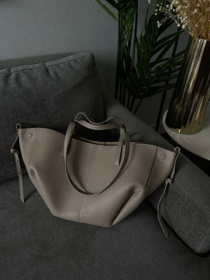 Elegance Tote – Luxuriöse Damenhandtasche mit großzügigem Stauraum