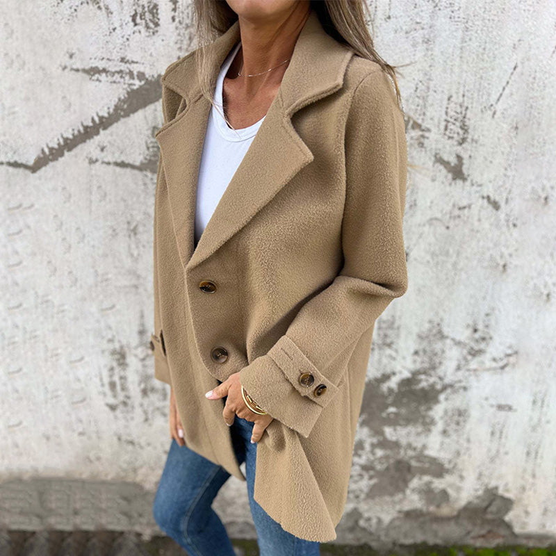 ClassicCozy Damenmantel – Zeitlose Eleganz trifft auf Komfort