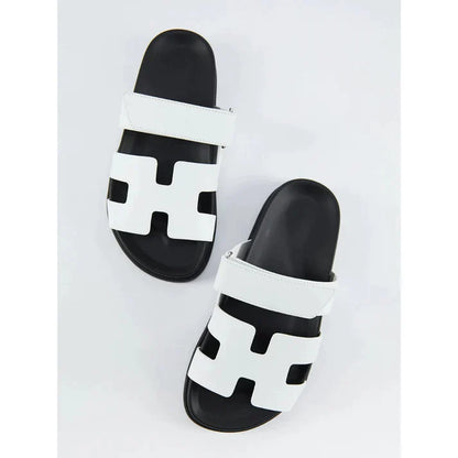 Minimalistische Sandalen – Komfort und Stil