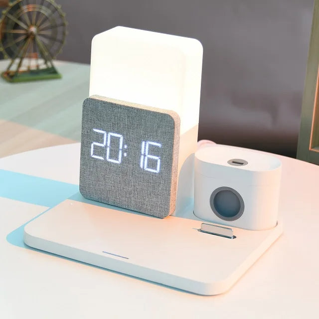 Multi-Funktions-Wireless-Ladestation – Lampe und Wecker inklusive